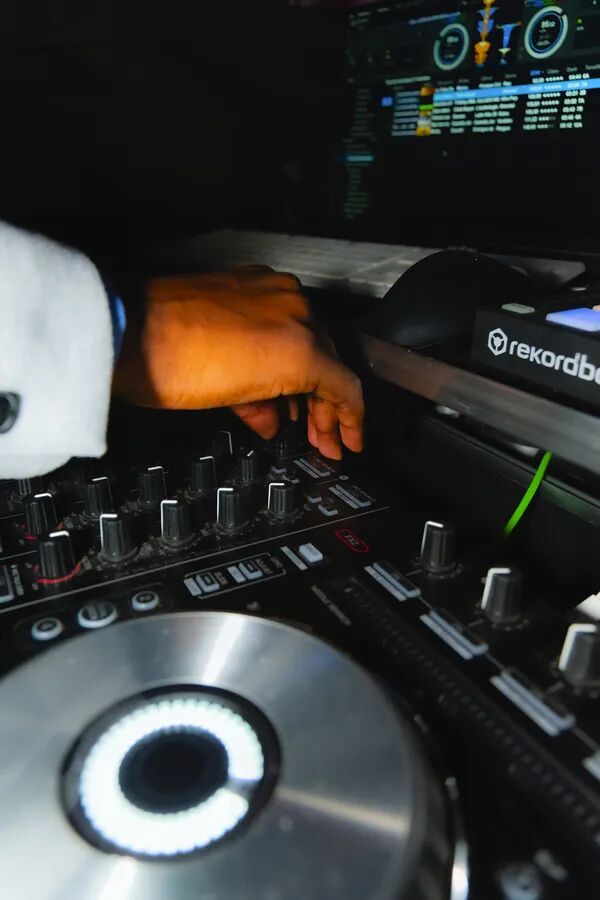 Pourquoi une piste de danse pas trop grande change tout ?